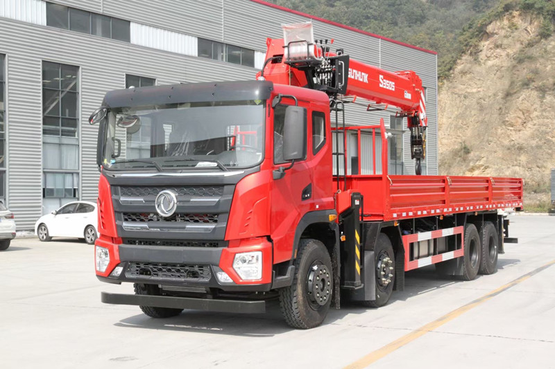 東風(fēng)T17前四后八國六隨車(chē)吊