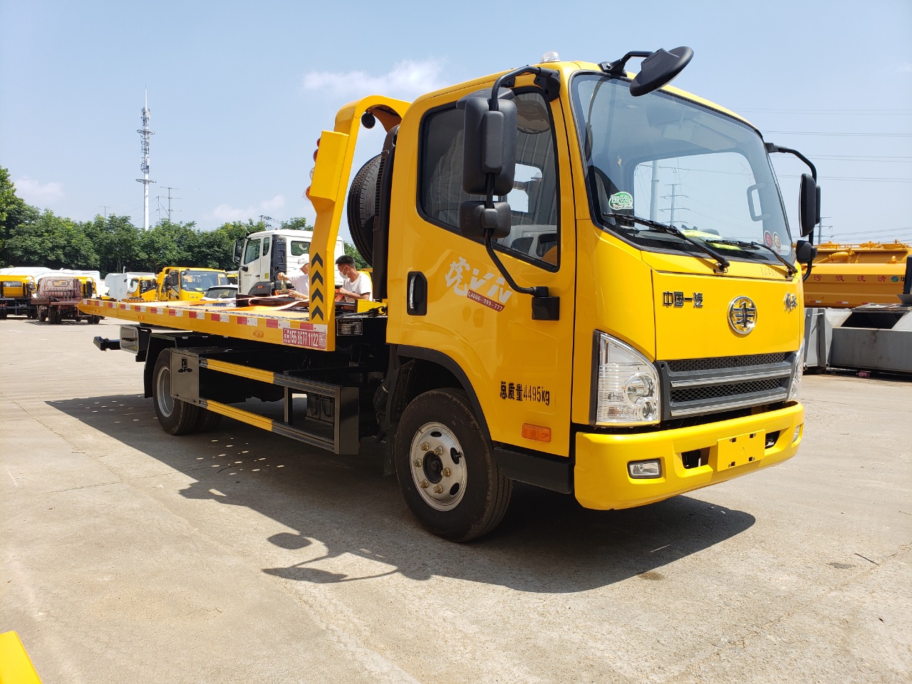 解放國六藍牌清障車(chē)