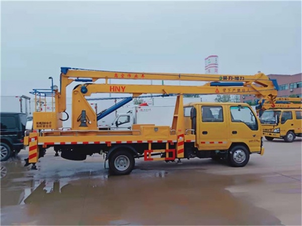 國六五十鈴18米高空作業(yè)車(chē)