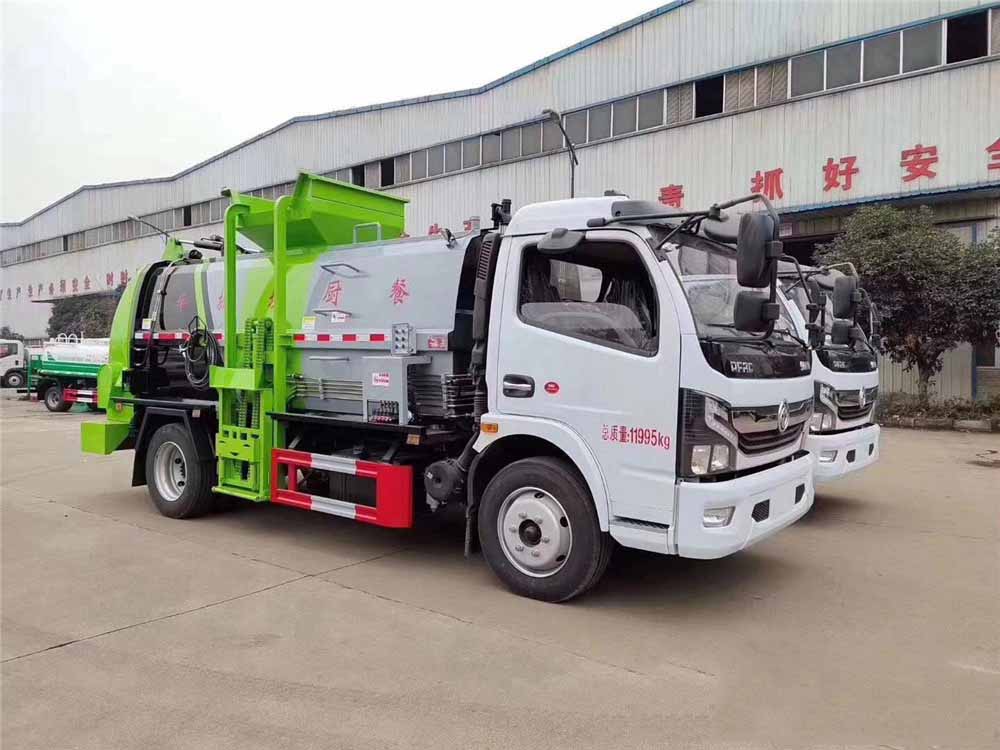 國六8方東風(fēng)D7餐廚垃圾車(chē)