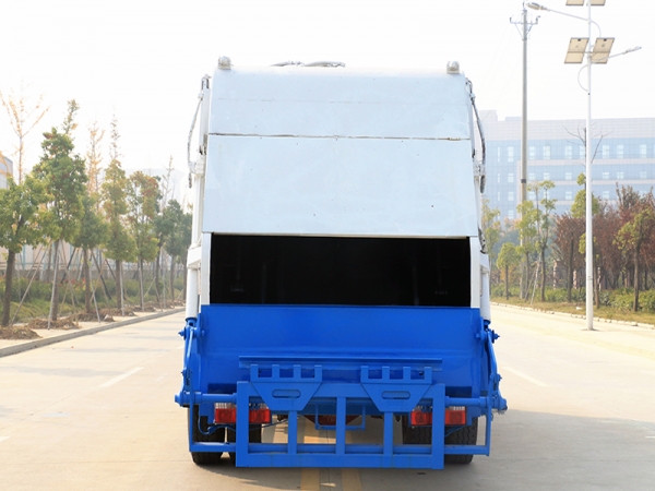 國六東風(fēng)D9 12方 壓縮垃圾車(chē)