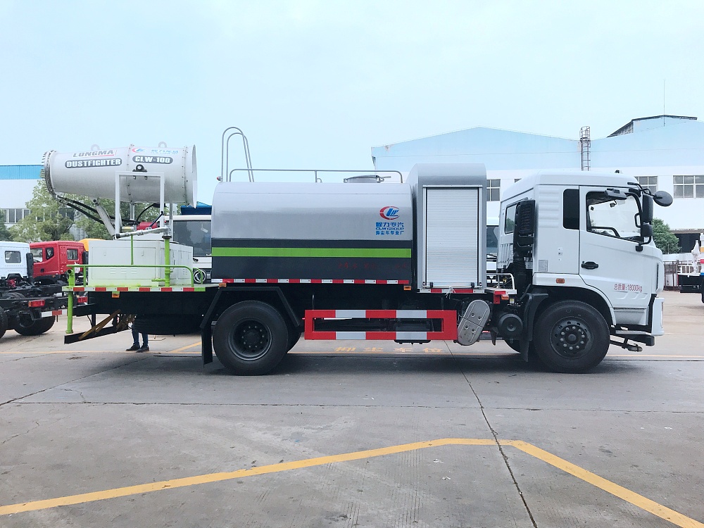 東風(fēng)專(zhuān)底抑塵噴霧車(chē)國六10立方/50-100米霧炮