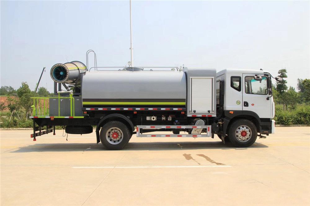 國六12方東風(fēng)D9 抑塵車(chē)50-100米