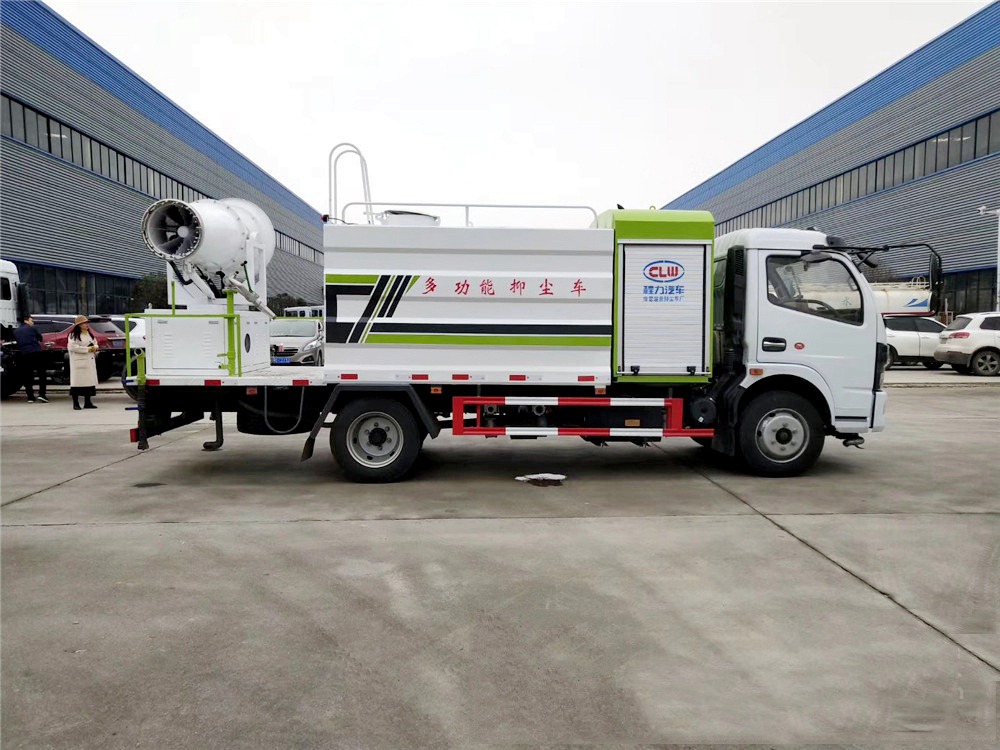 國六8方東風(fēng)D7 抑塵車(chē)30-50米