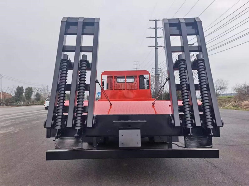 國六福田小三軸平板運輸車(chē)