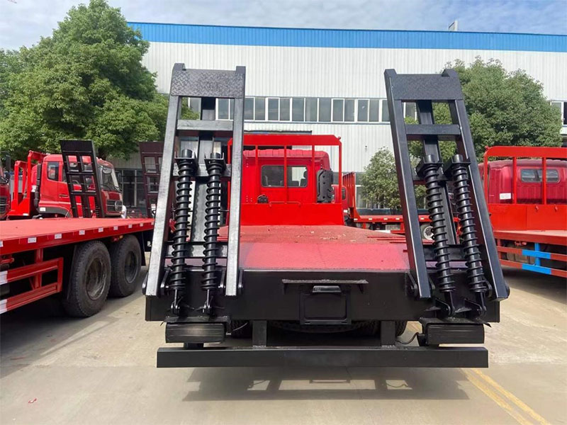 國六東風(fēng)錦程單橋平板運輸車(chē)