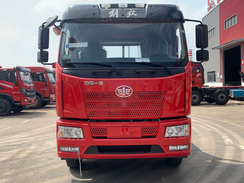 解放J6L國六平板車(chē)