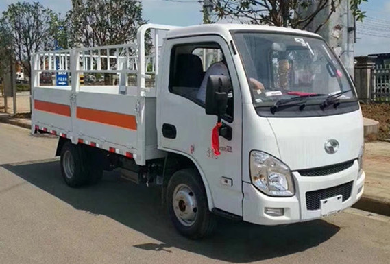 國六躍進(jìn)3.3米氣瓶運輸車(chē)