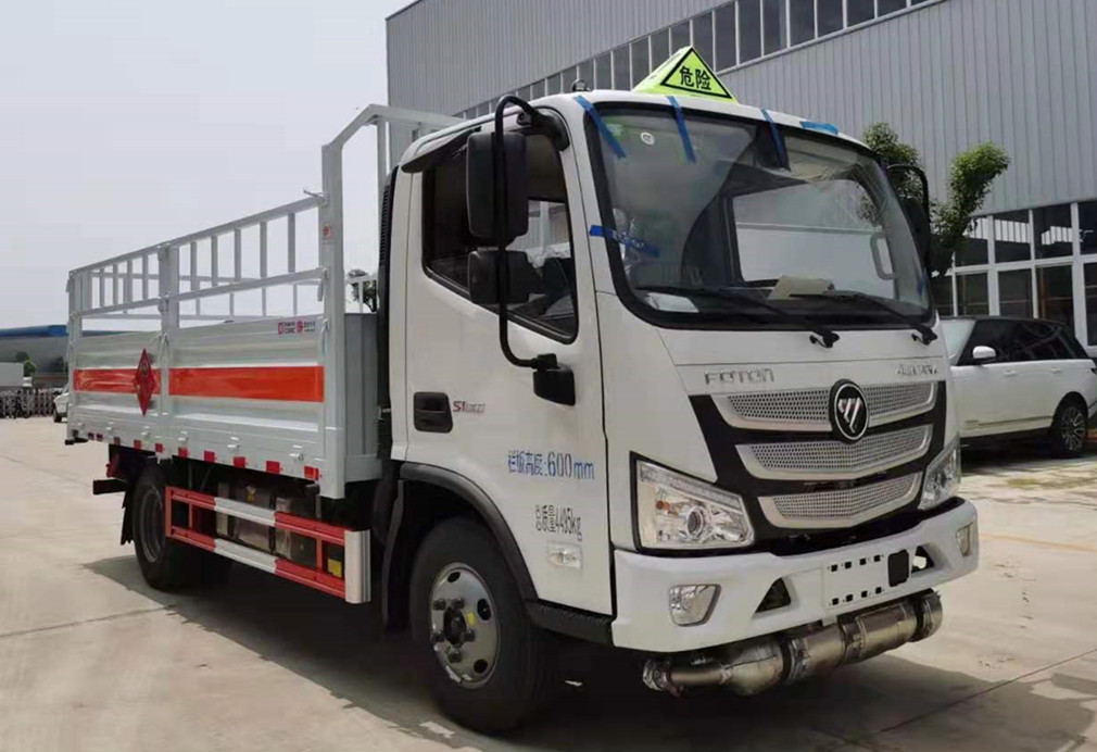 福田歐馬可4.1米貨廂氣瓶運輸車(chē)