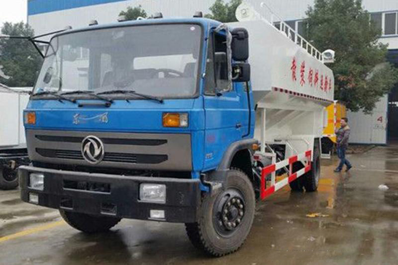 東風(fēng)153散裝飼料運輸車(chē)