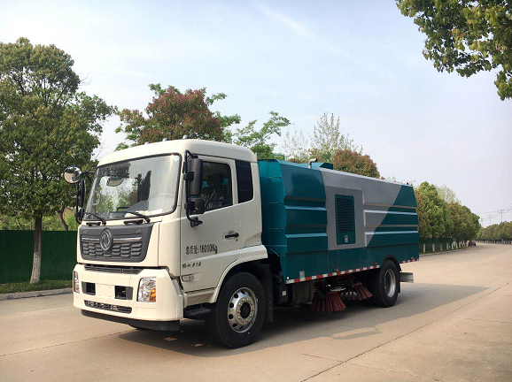 東風(fēng)天錦3950掃路車(chē)國VI