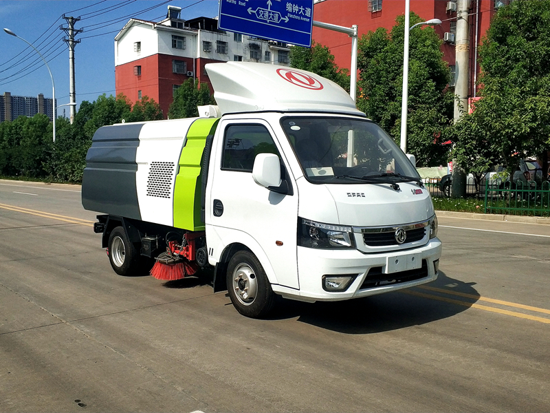 東風(fēng)途逸掃路車(chē)國VI藍牌柴油機