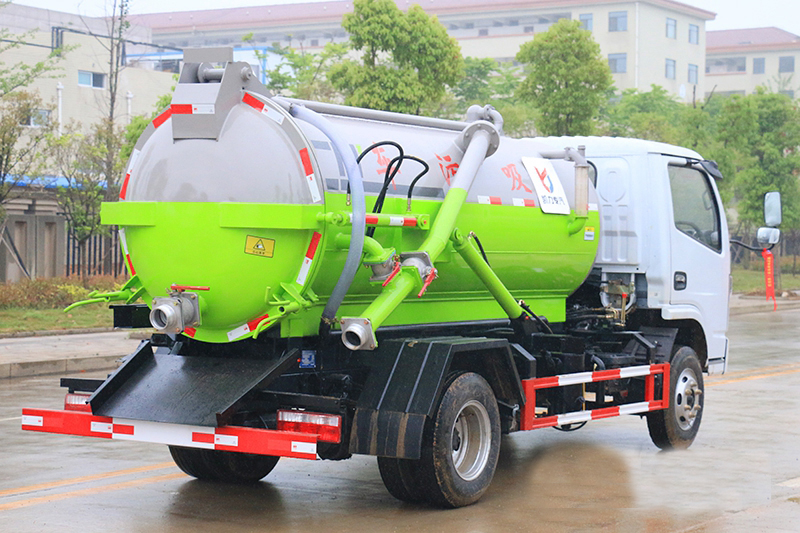 國六小福瑞卡 5方 吸污車(chē)