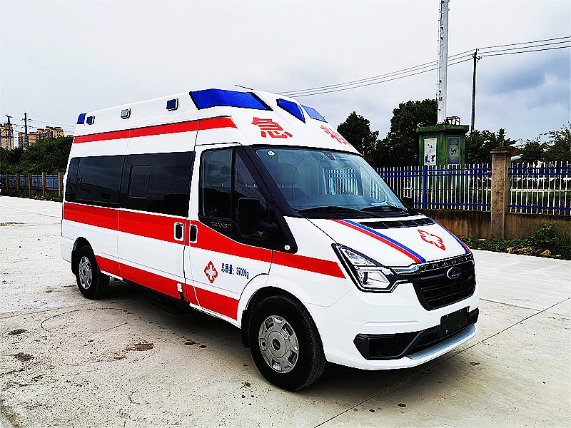 福特V348長(cháng)軸高福星監護型救護車(chē)