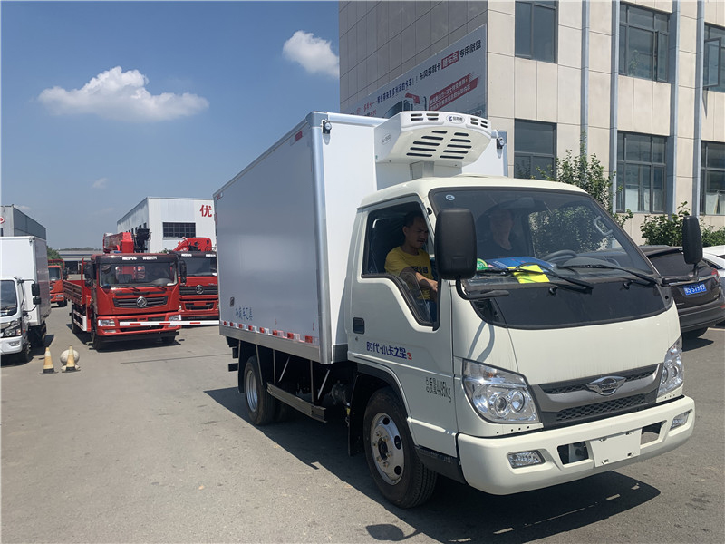 國六 福田3.5米柴油冷藏車(chē)