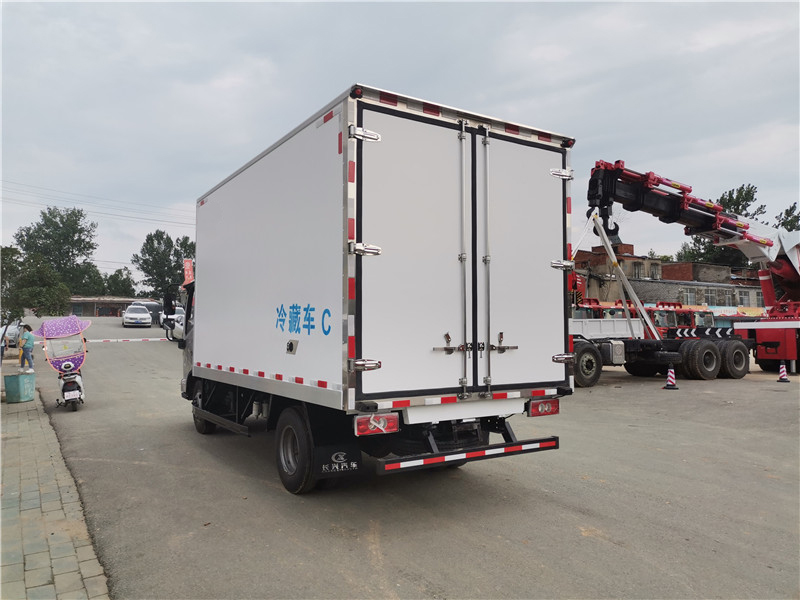 國六 福田歐馬可S1冷藏車(chē)
